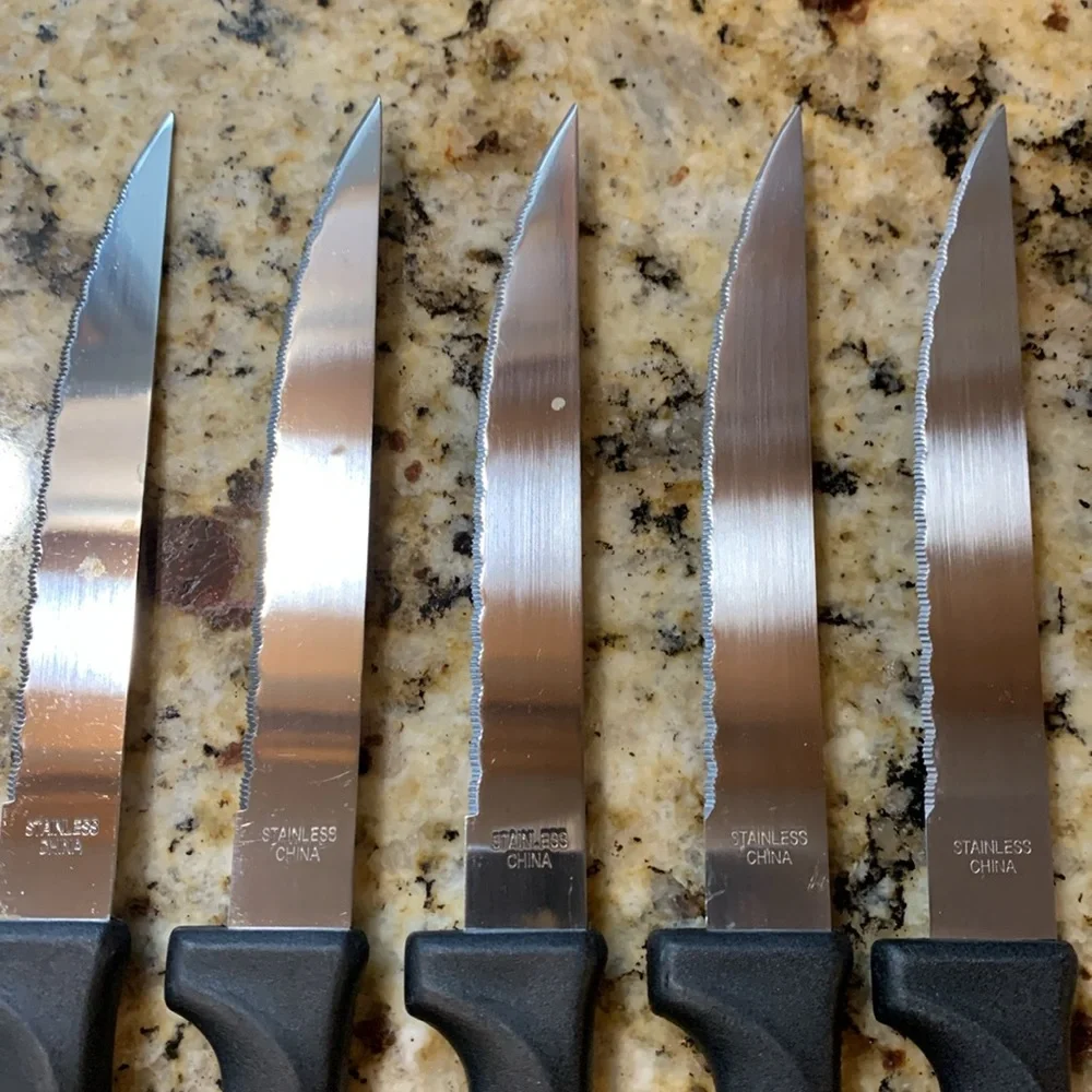 Kitchen knives